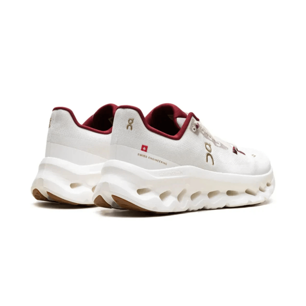On Cloudtilt lifestyle shoe white and red unisex