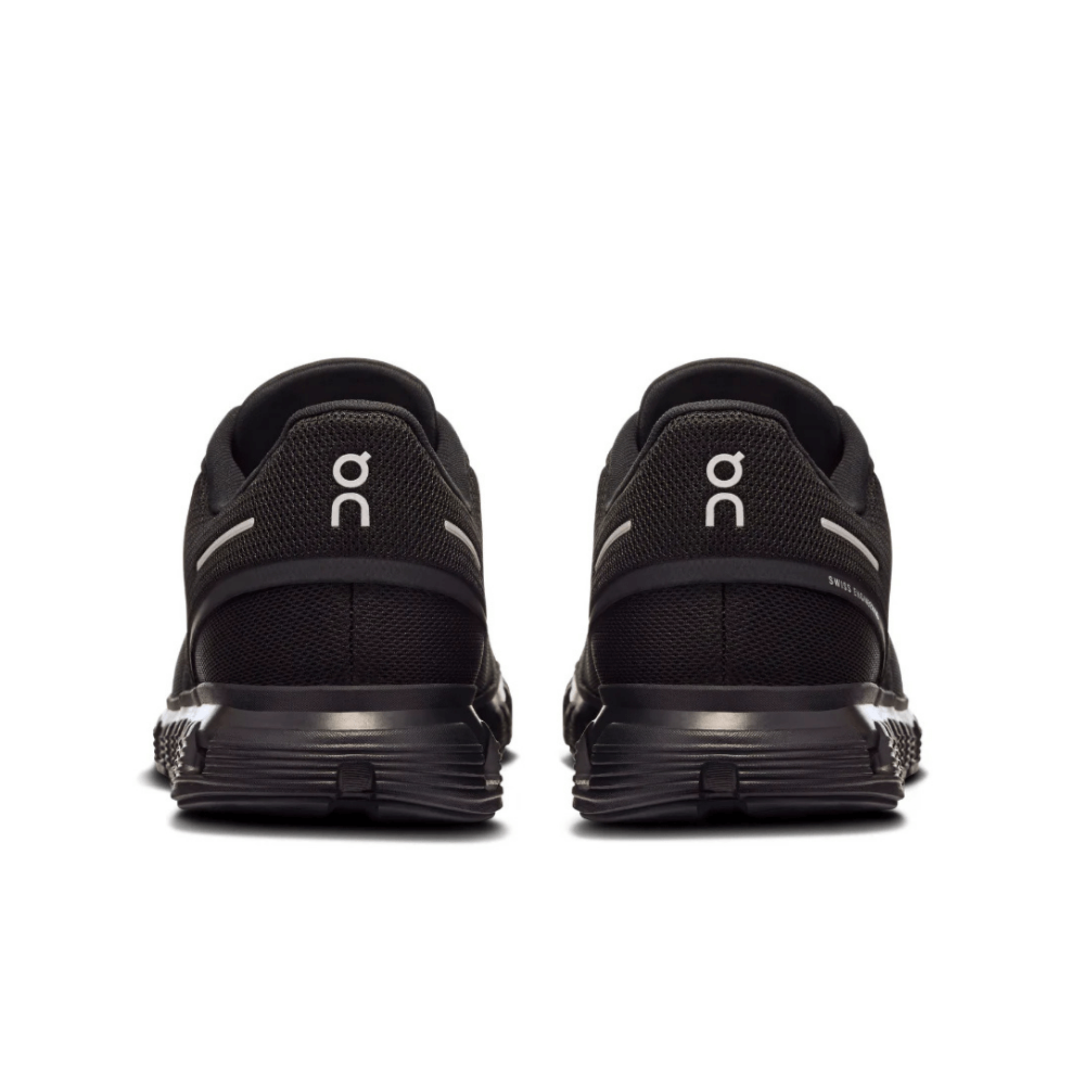 On Running Cloud 5 Black All Black