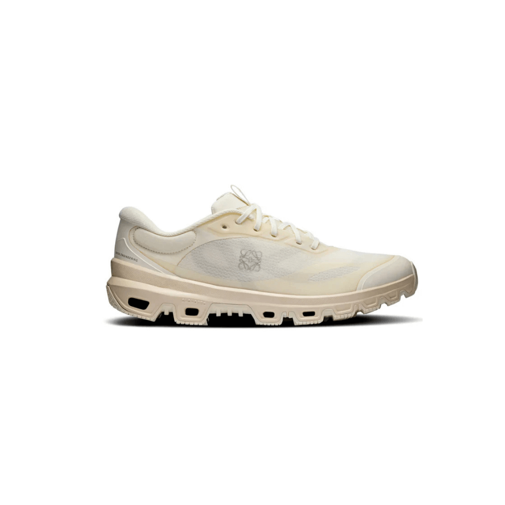 On Cloudventure Loewe 2 Eggshell