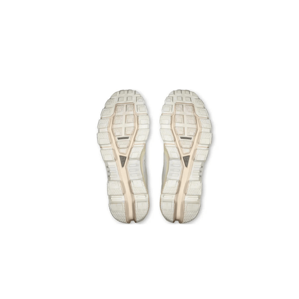 On Cloudventure Loewe 2 Eggshell