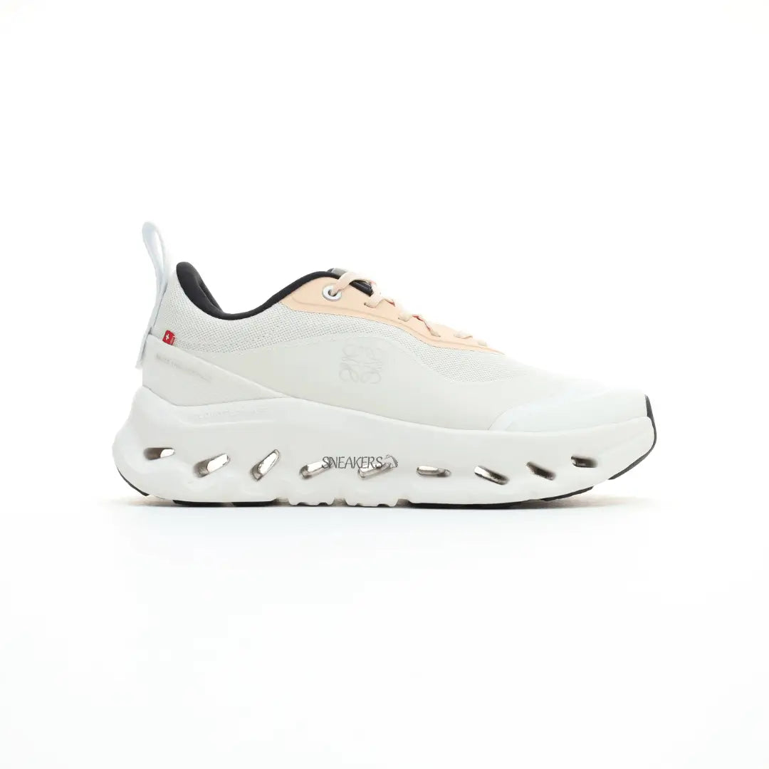 On x LOEWE Cloudventure 2 White Beige