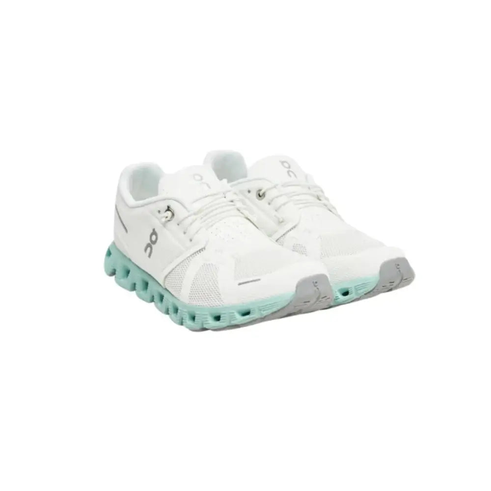 On Running Cloud 6 White / Mint