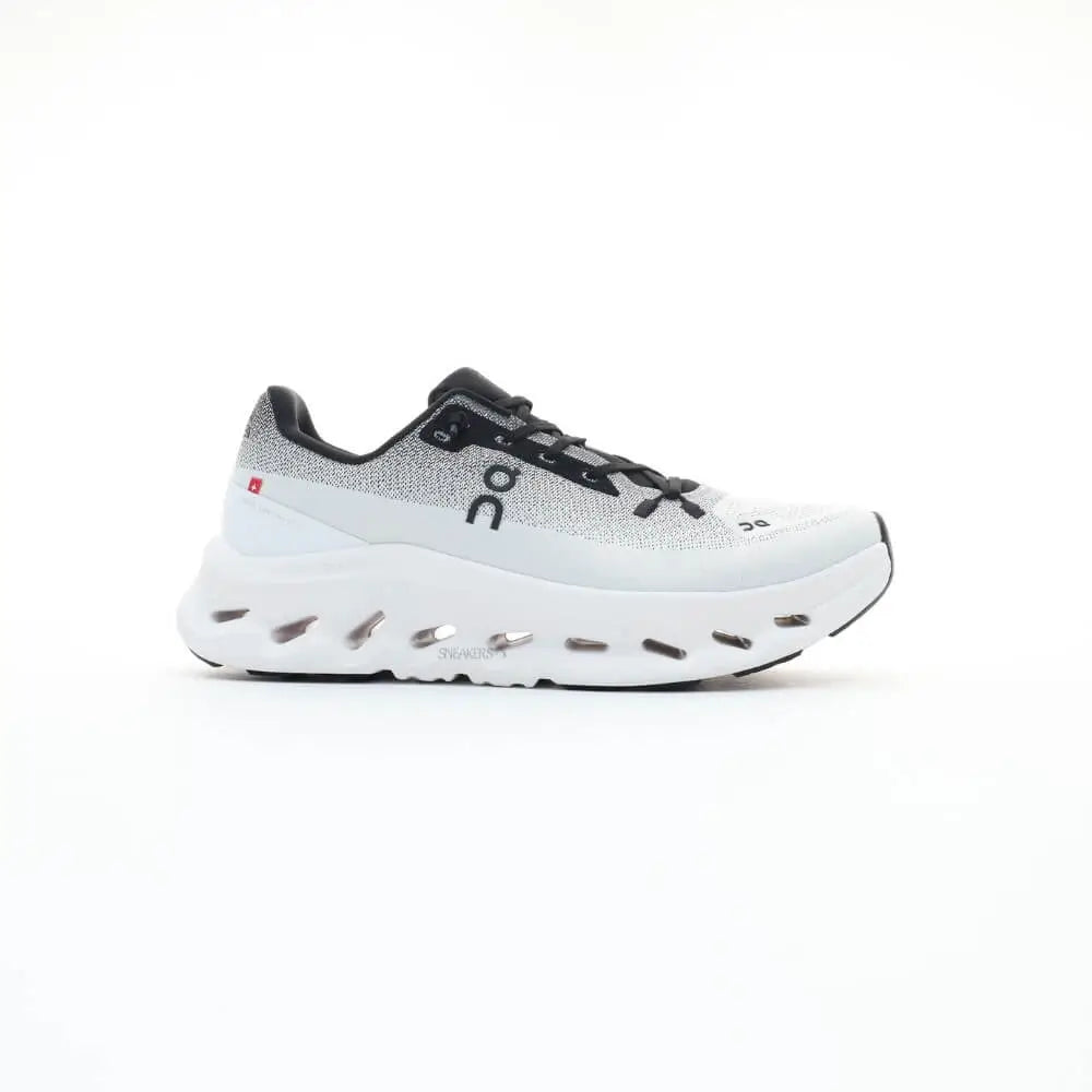 On Cloudtilt lifestyle white black unisex