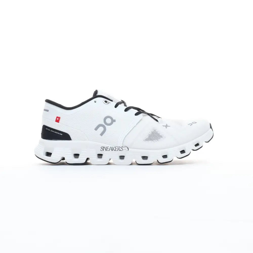 On Running Cloud X 5 Shoes White