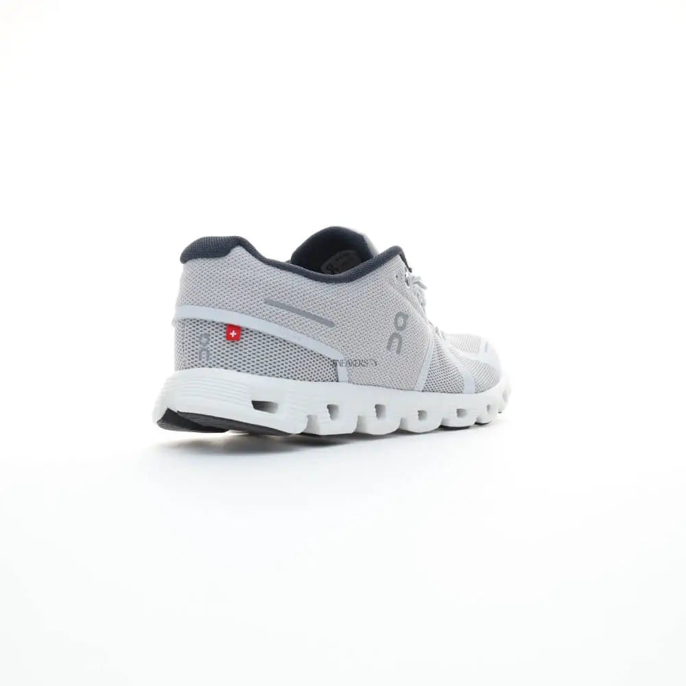 On Running Cloud 5 Grey Shoes