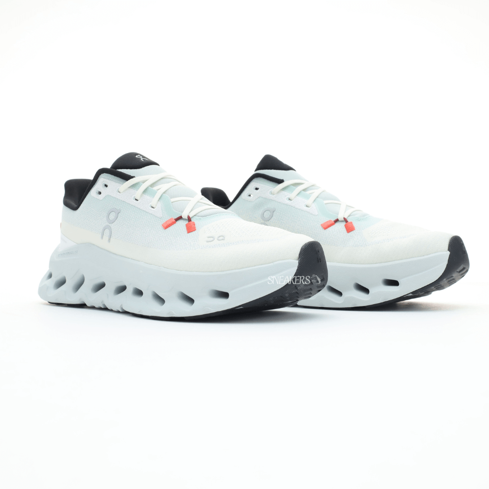 On Cloudtilt Mineral Ivory lifestyle sneaker unisex