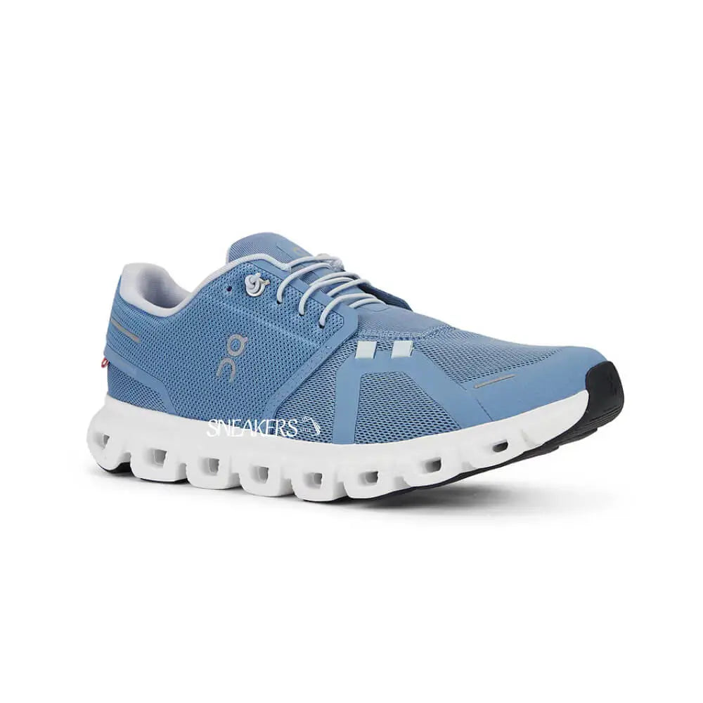 On Running Cloud 6 Blue White Running &amp; Walking Shoes