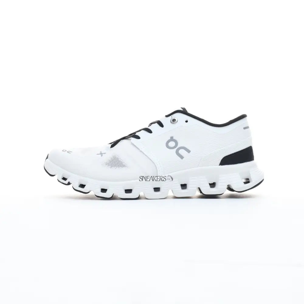 On Running Cloud X 5 Shoes White
