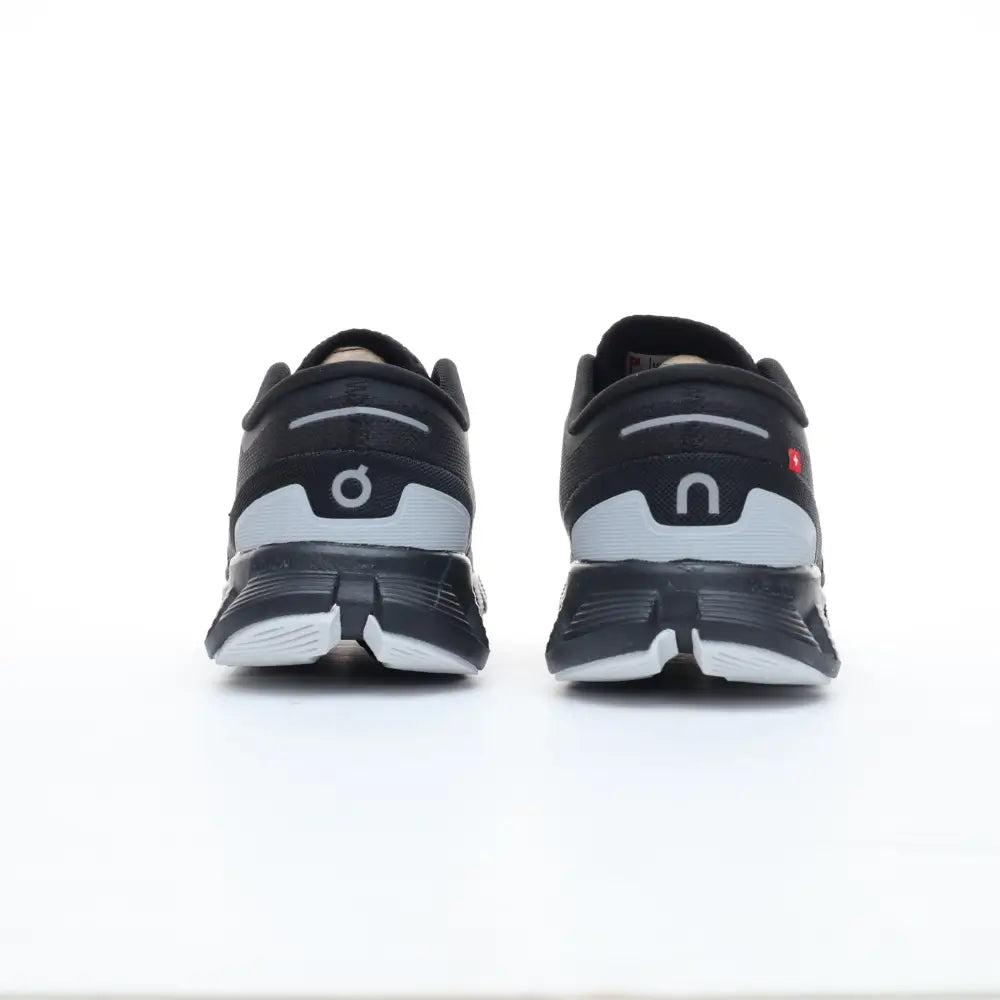 On Running Cloud X 5 Shoes Black