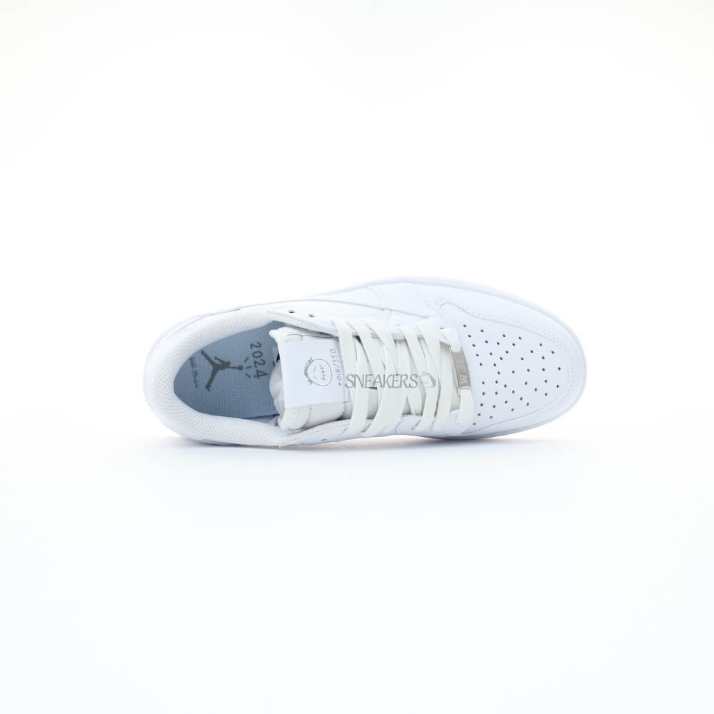 Travis Scott x Air Jordan 1 Low White