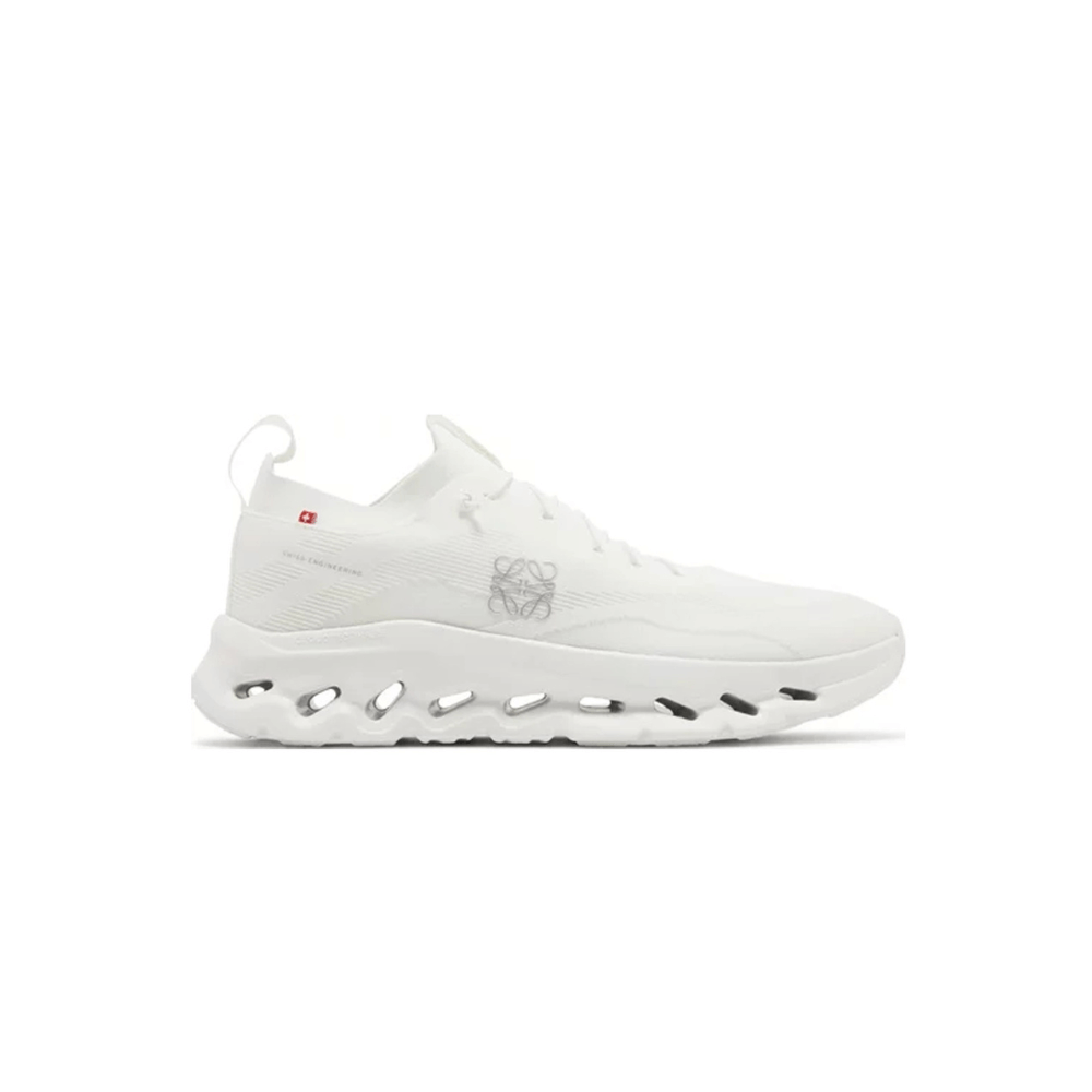 On Running Cloudtilt Loewe all white sneaker unisex