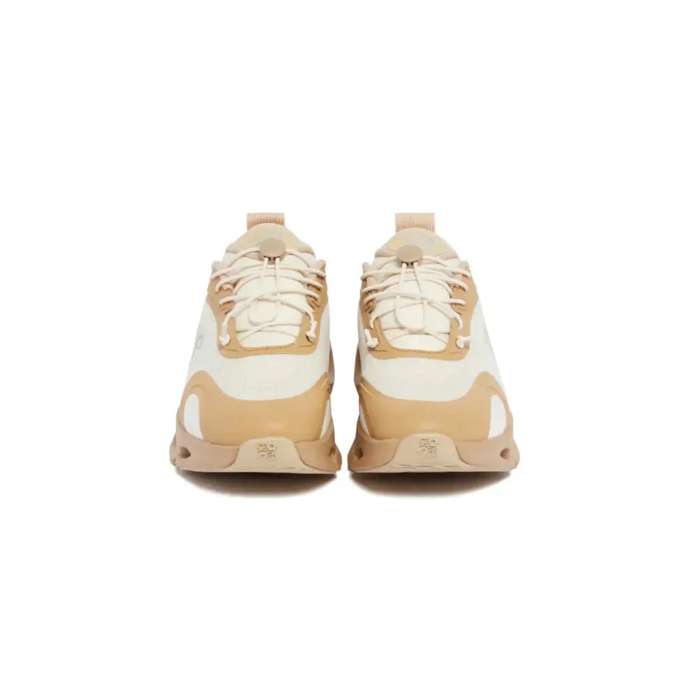 On Running Cloudtilt – Beige × Tan