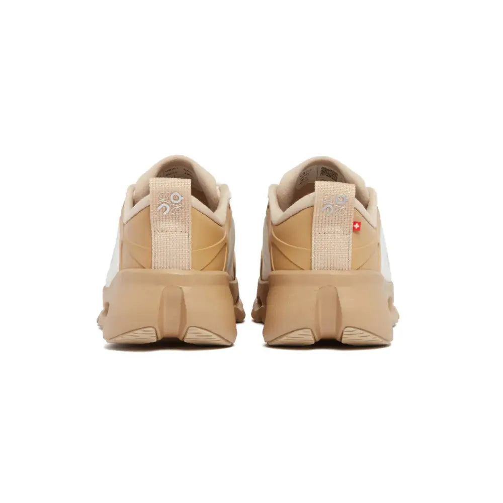 On Running Cloudtilt – Beige × Tan
