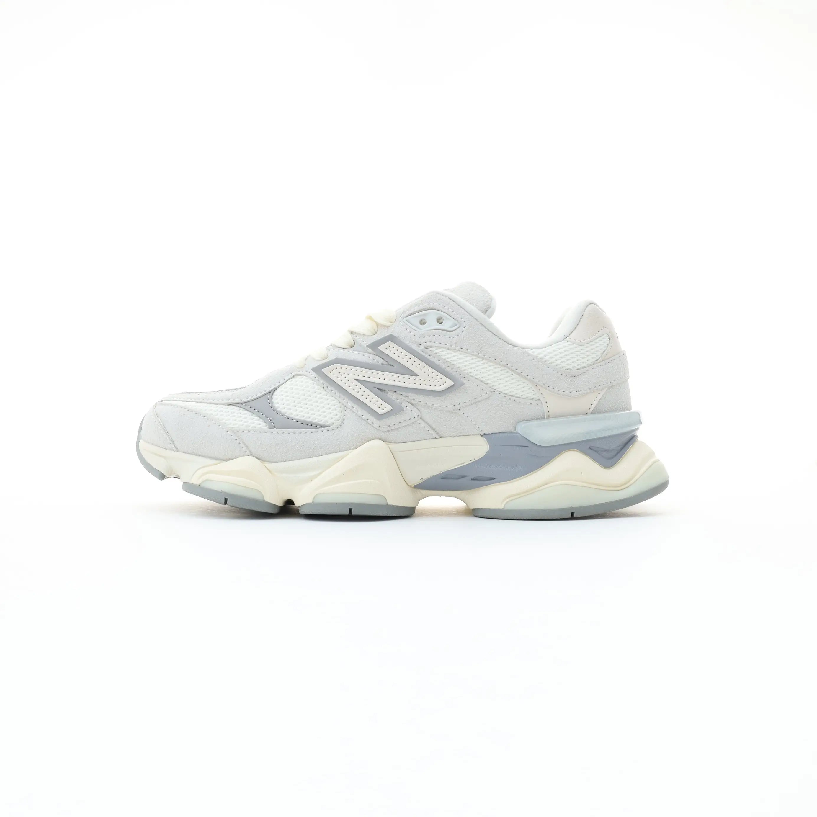 New Balance 9060 Sea Salt Light Gray